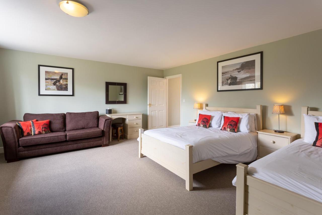 The Plough Hotell Wangford Eksteriør bilde