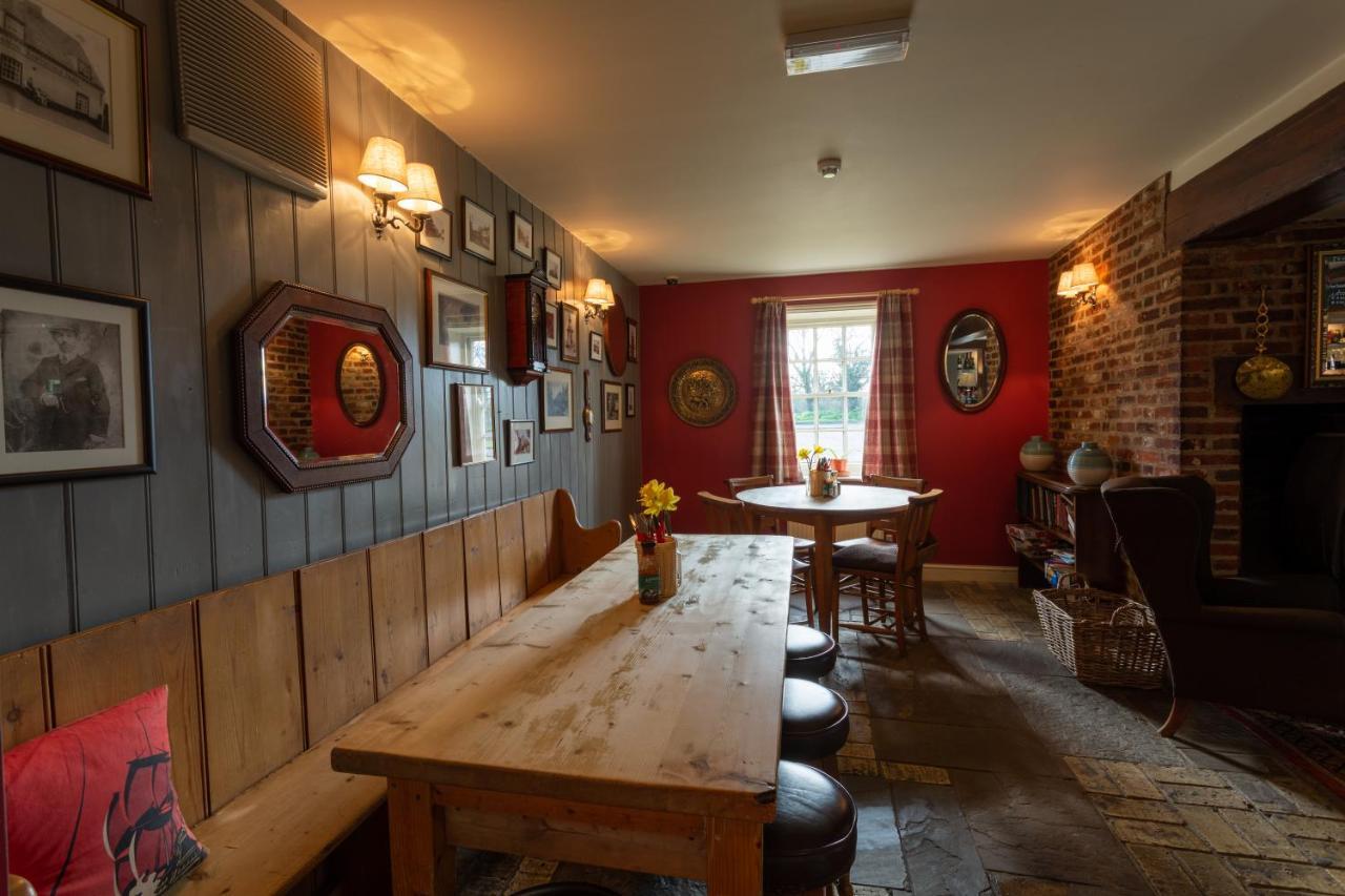 The Plough Hotell Wangford Eksteriør bilde